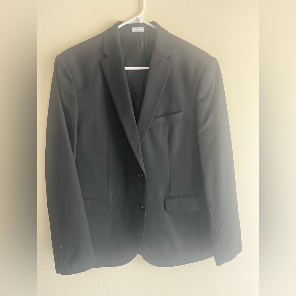 Men's Black Classic Two-Button Blazer